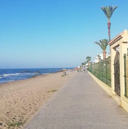 Beach Frontline With 180º Sea View *